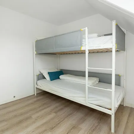 Apartment 3-etagers Med Plads Til 8-personer