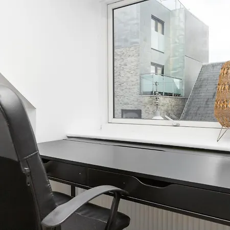 3-etagers Med Plads Til 8-personer Apartment *